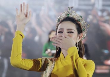 Hoa hậu Thùy Tiên hạnh phúc khi được khán giả quê nhà chào đón