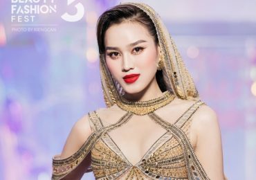 Đỗ Thị Hà hóa ‘Nữ hoàng Ai Cập’ tại ‘Vietnam Beauty Fashion Fest’