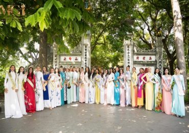 Thí sinh Miss Grand International háo hức với chuyến tham quan Hà Nội