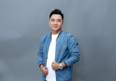 Producer Minh Đăng quen vợ chỉ 6 tháng và quyết định tiến đến hôn nhân