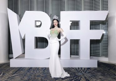 Dàn mỹ nhân ‘đổ bộ’ thảm đỏ Vietnam Beauty Fashion Fest X Mode