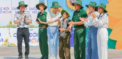 ‘Cuộc đời nở hoa’ đưa các cựu chiến binh thăm Dinh Độc Lập, Bảo tàng Chiến tích Lịch sử