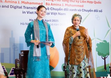 Hoa hậu Bảo Ngọc điều hành phiên đối thoại cùng Phó Tổng thư ký Liên Hợp Quốc