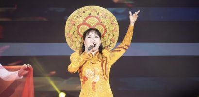 Trang Nhung góp giọng tại chương trình Vesak Rạng Ngời