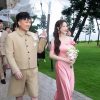Lý Nhã Kỳ làm dâu phụ cho Hồ Quỳnh Hương